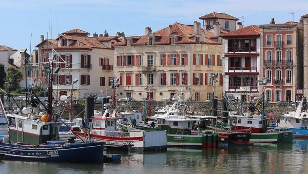 Les cuisinistes de Saint Jean de Luz : un mélange de tradition et de modernité
